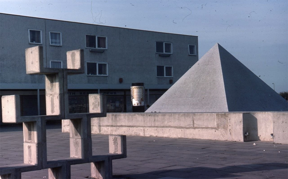 Archive photograph showing the Kenton Bar Pyramid.