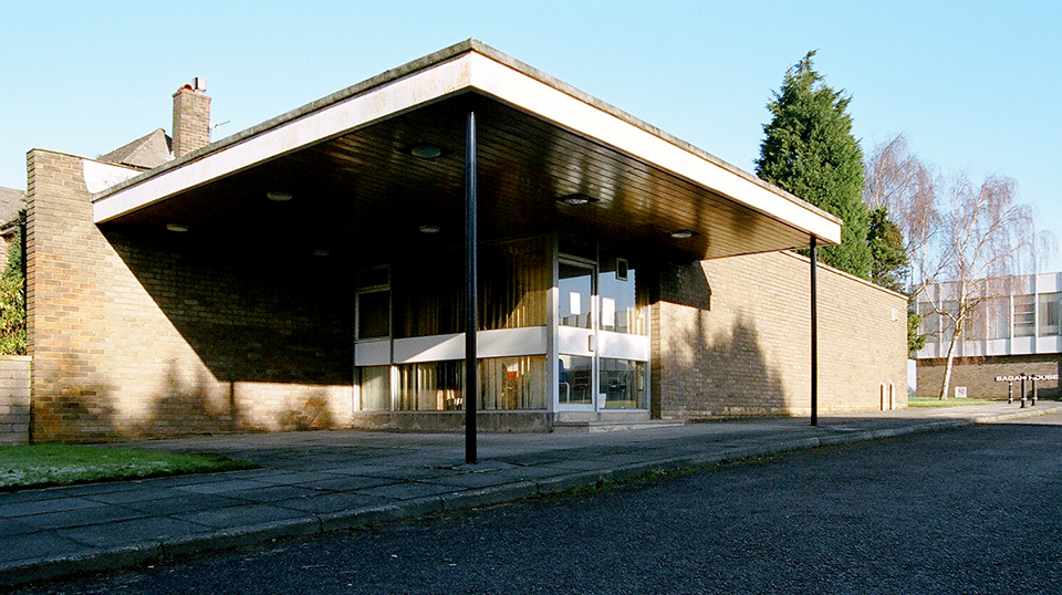 Sagar House Case Studies, Mainstream Modern