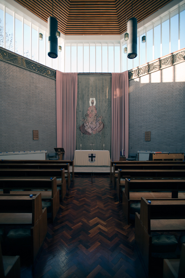 St. Anselm's Hall Chapel Case Studies, Mainstream Modern
